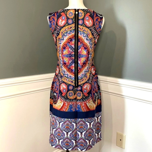Colorful Medallion Print Sleeveless Sheath Dress - ISLE by Melis Kozan - Picture 4 of 8